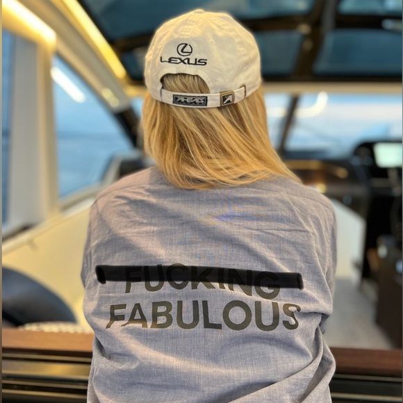 Meet your Posher, Dana - Picture 2 of 2